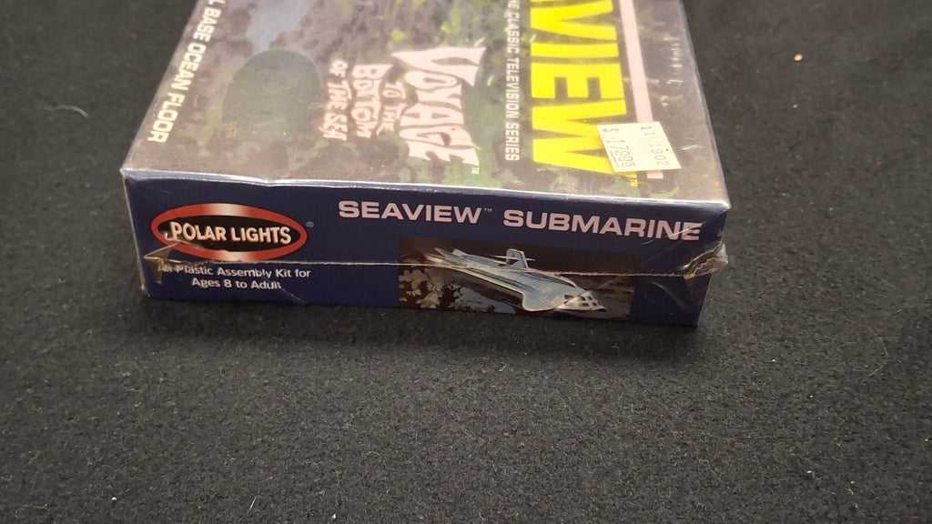“Seaview” from Voyage To The Bottom of The Sea (2001 Playing Mantis & Polar Lights Model Kit)